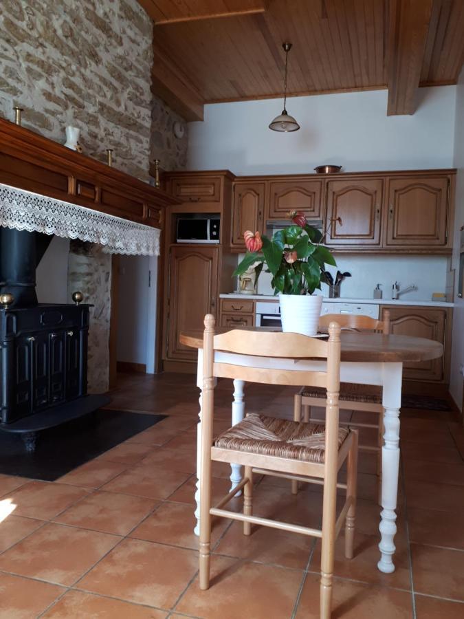 Bel Appartement Renove Dans Maison Bigourdane Pouzac Екстериор снимка